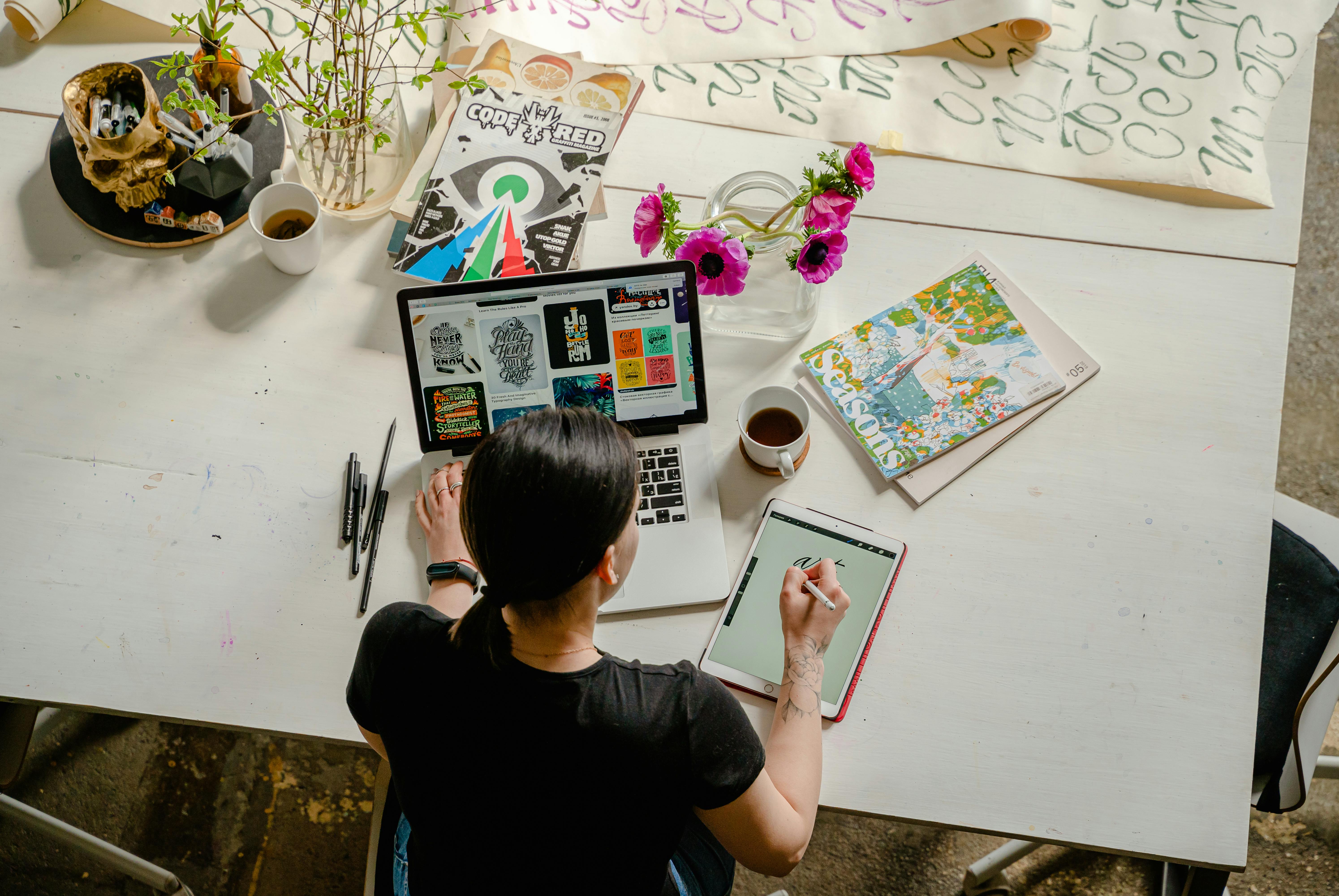 How to Create a Magnetic Brand Voice That Works Across Platforms